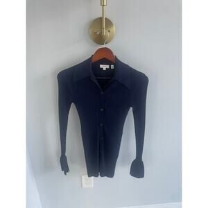 ALC Button down flare sleeve rib knit navy collar top